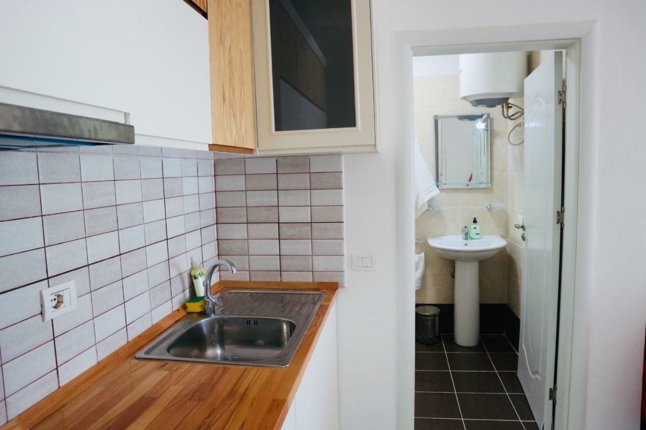Dua Apartments Shëngjin Екстериор снимка